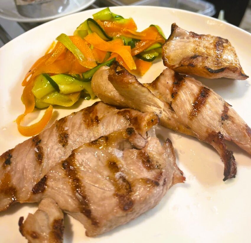 Saps que al centre d’Andorra la Vella pots esmorzar un llom a la brasa amb pa de pagès torrat, fet al moment? Al Restaurant 180 els entrepans de llom els preparem clàssics o passats per la nostra brasa